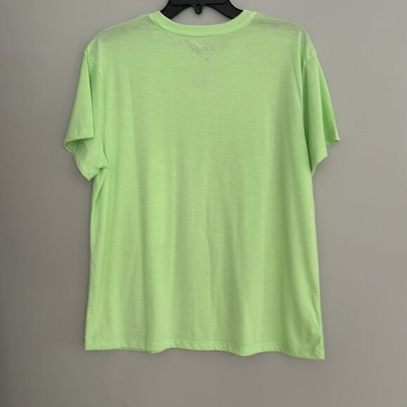 Disney Mickey And Friends Lime Green Short  T Shirt Size L - Picture 4 of 4